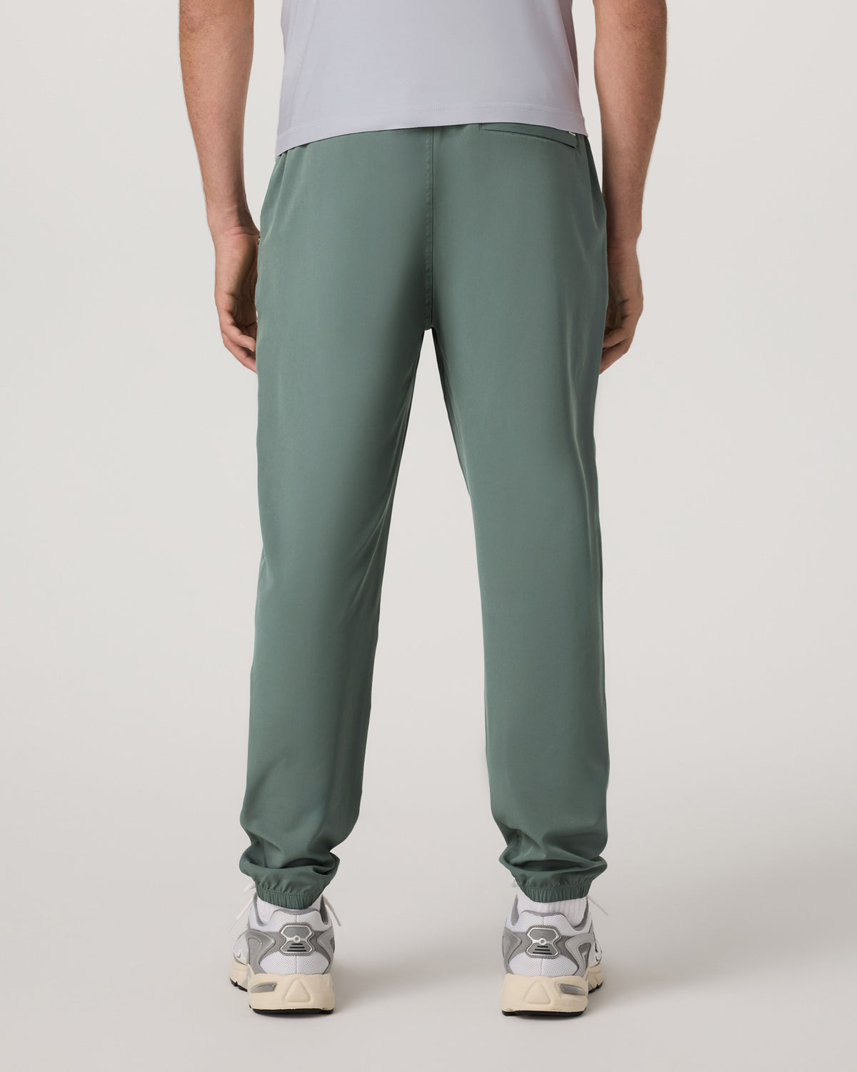 Kore Jogger Lined 28" Men's Marsh Joggers - Vuori