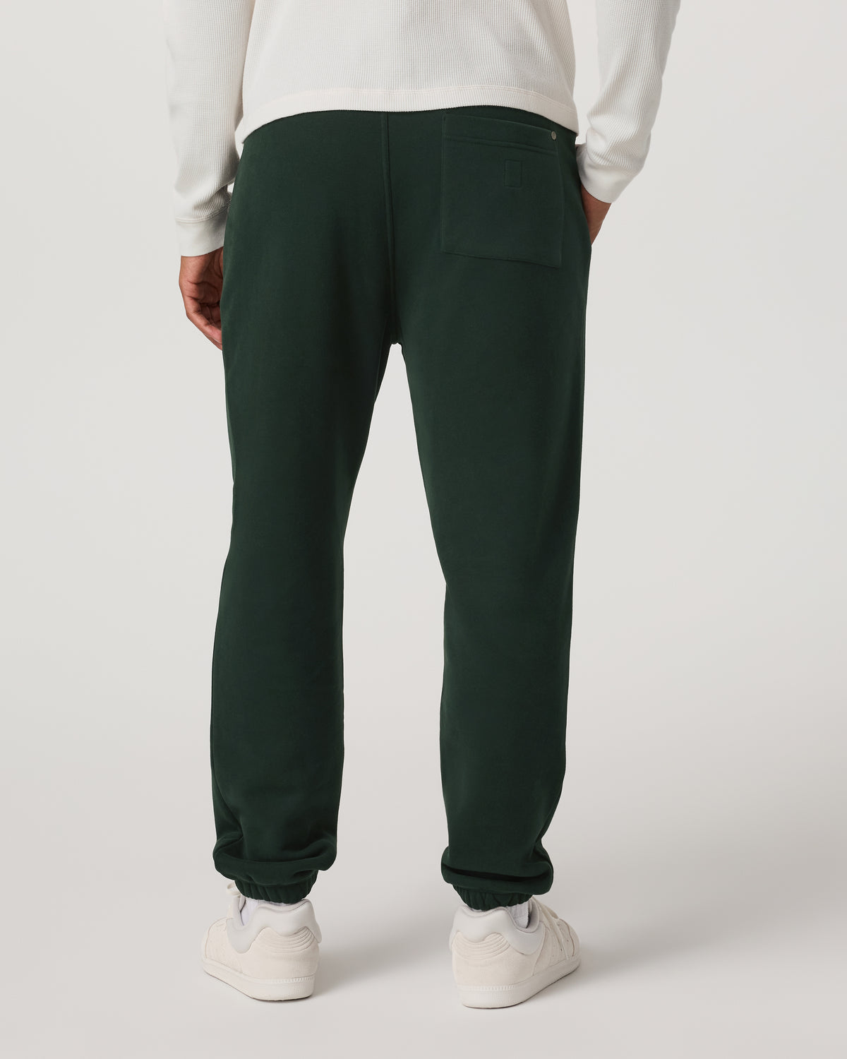 Seaside Sweatpant 28" Men's Relaxed Evergreen Sweatpant - Vuori