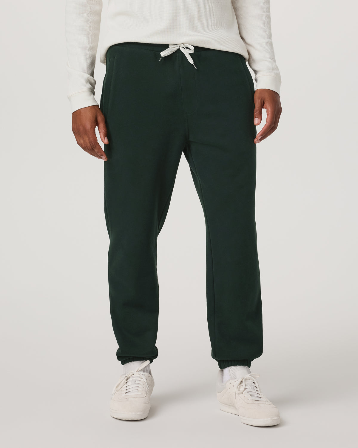 Seaside Sweatpant 28" Men's Relaxed Evergreen Sweatpant - Vuori