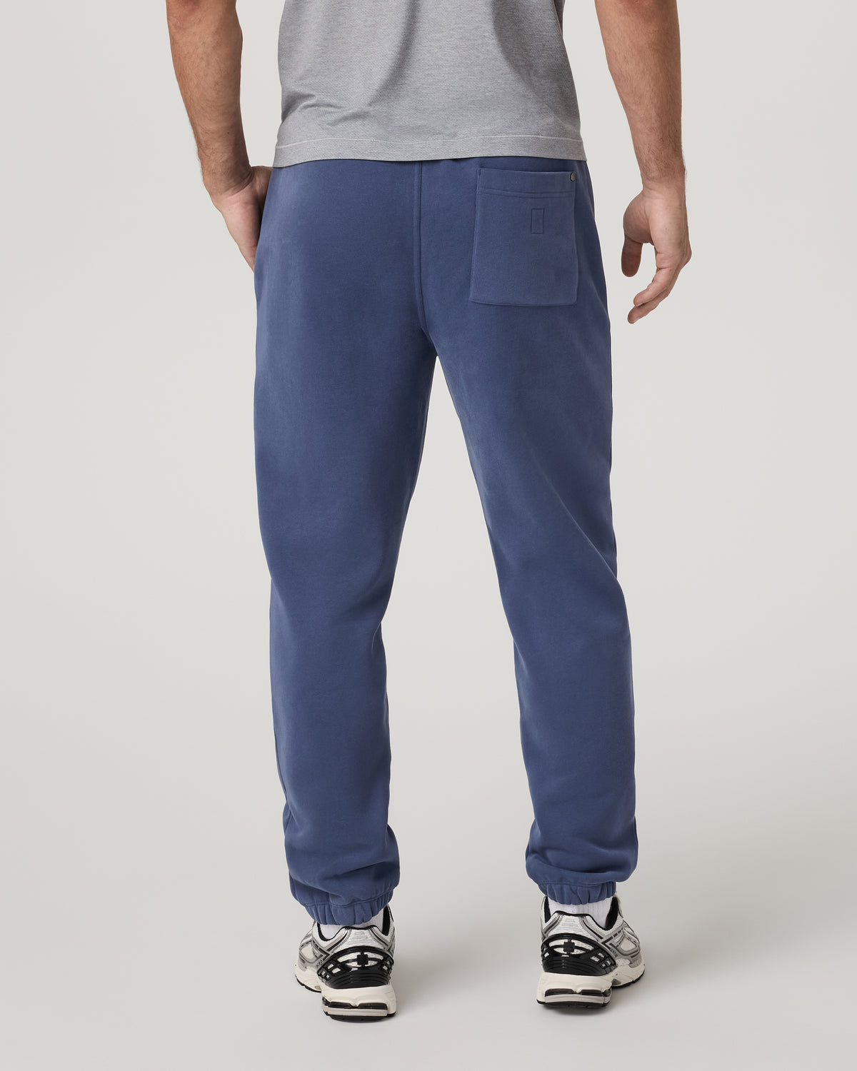 Seaside Sweatpant 30" Men's French Blue Sweatpant - Vuori