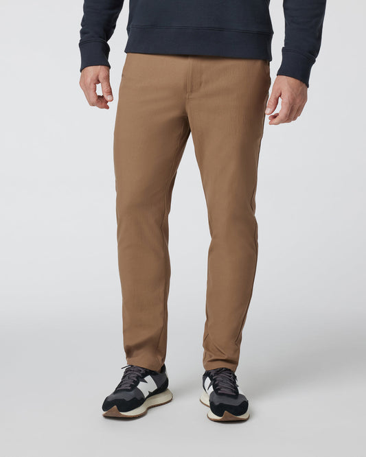Cascade Tech Chino Men's Pecan Chinos - Vuori