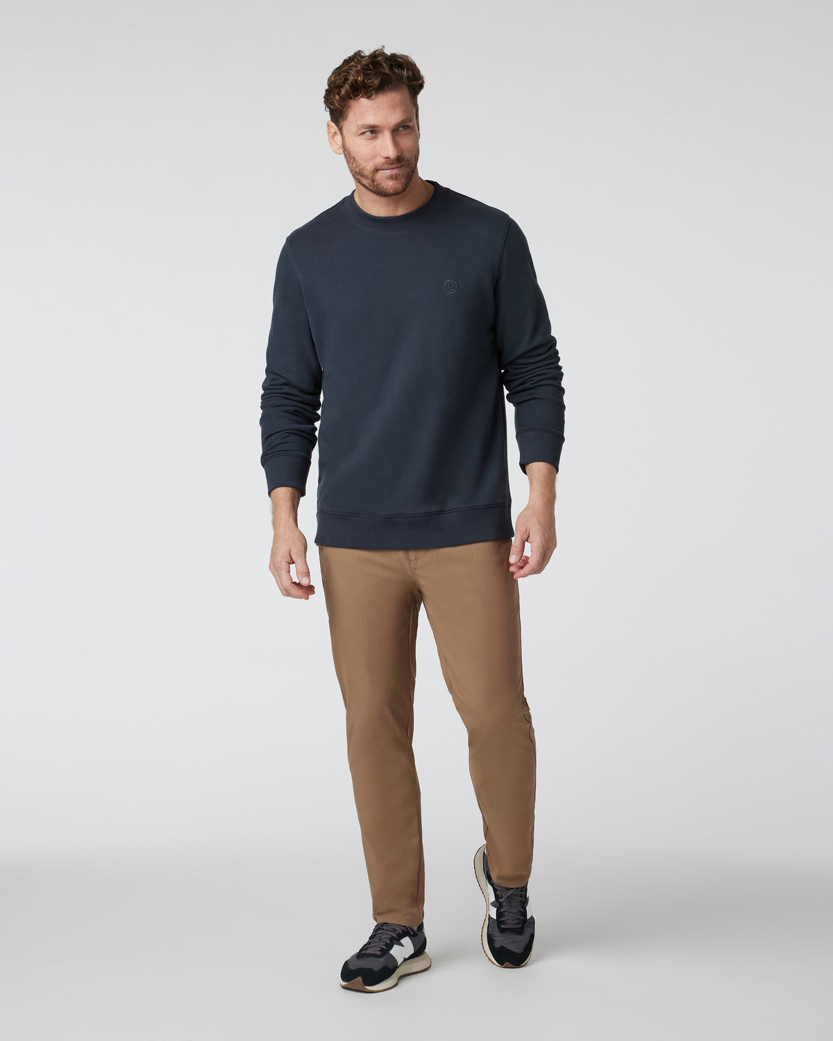 Cascade Tech Chino Men's Pecan Chinos - Vuori
