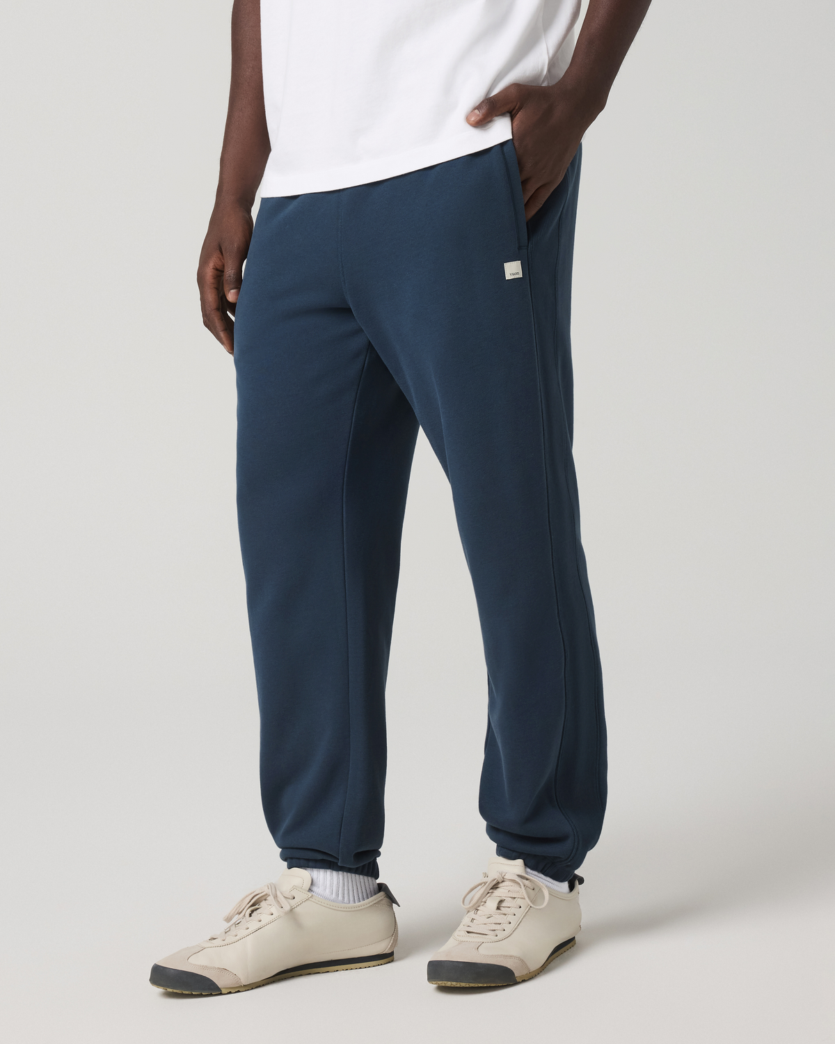 Cypress Vintage Jogger 28" Men's Ocean Blue Joggers - Vuori