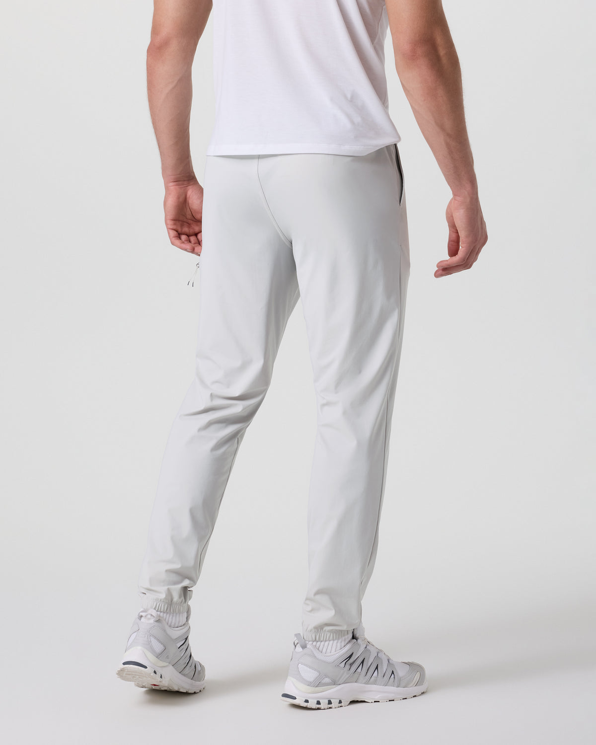 Fleet Sport Jogger Men's Sky Grey Lightweight Joggers - Vuori