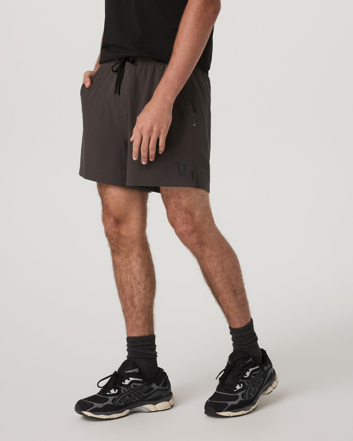 HardKore Short Lined 5" Men's Carbon Performance Shorts - Vuori
