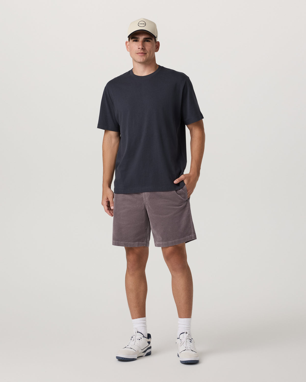 Optimist Elastic Waist Short 8" Men's Huckleberry Shorts - Vuori