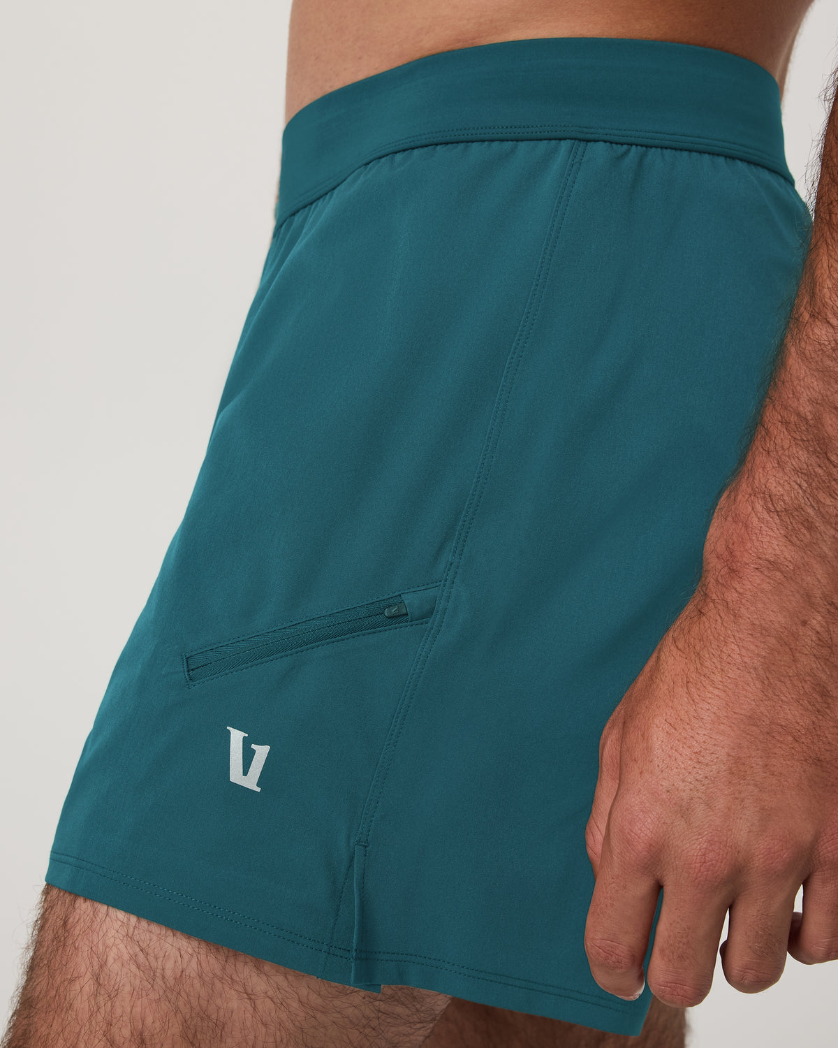 Qualify Short Lined 5" Men's Deep Sea Training Shorts - Vuori