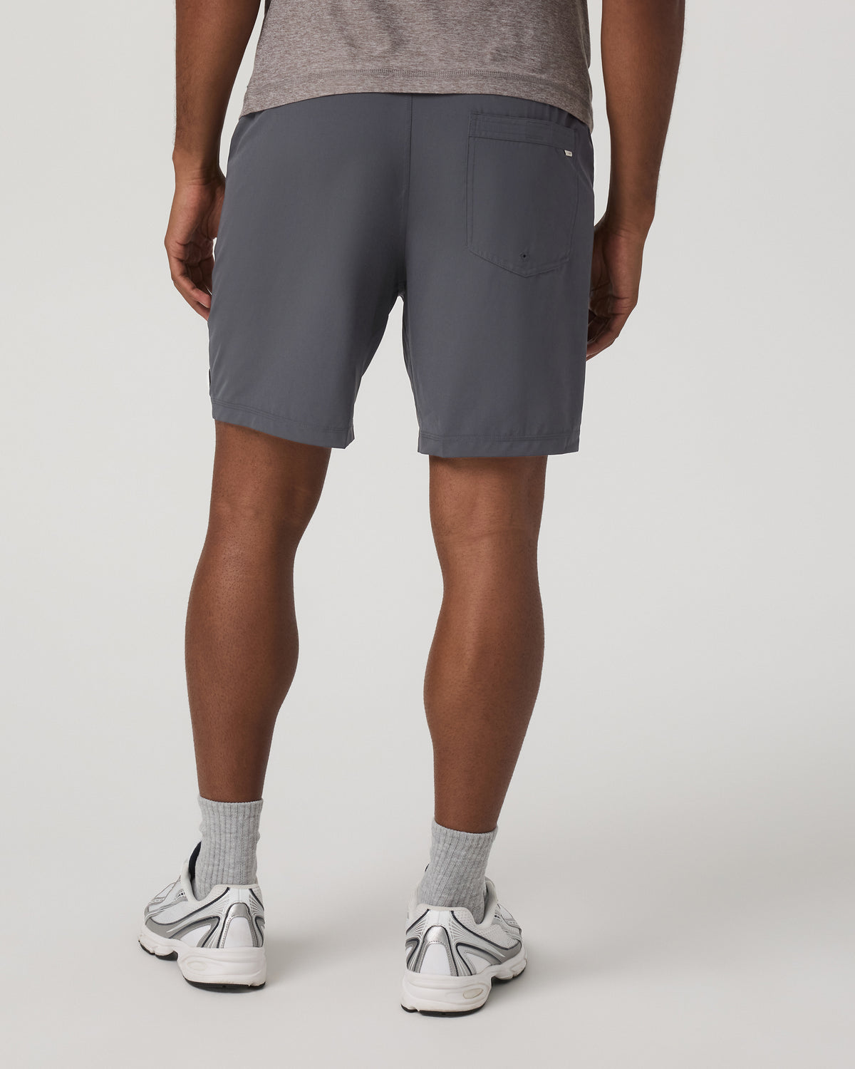 Kore Short Unlined 7" Charcoal Unlined Athletic Shorts - Vuori