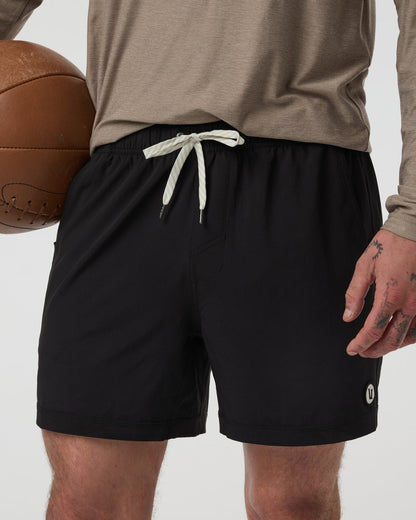 Kore Short Unlined Classic Fit 5" Black - Vuori