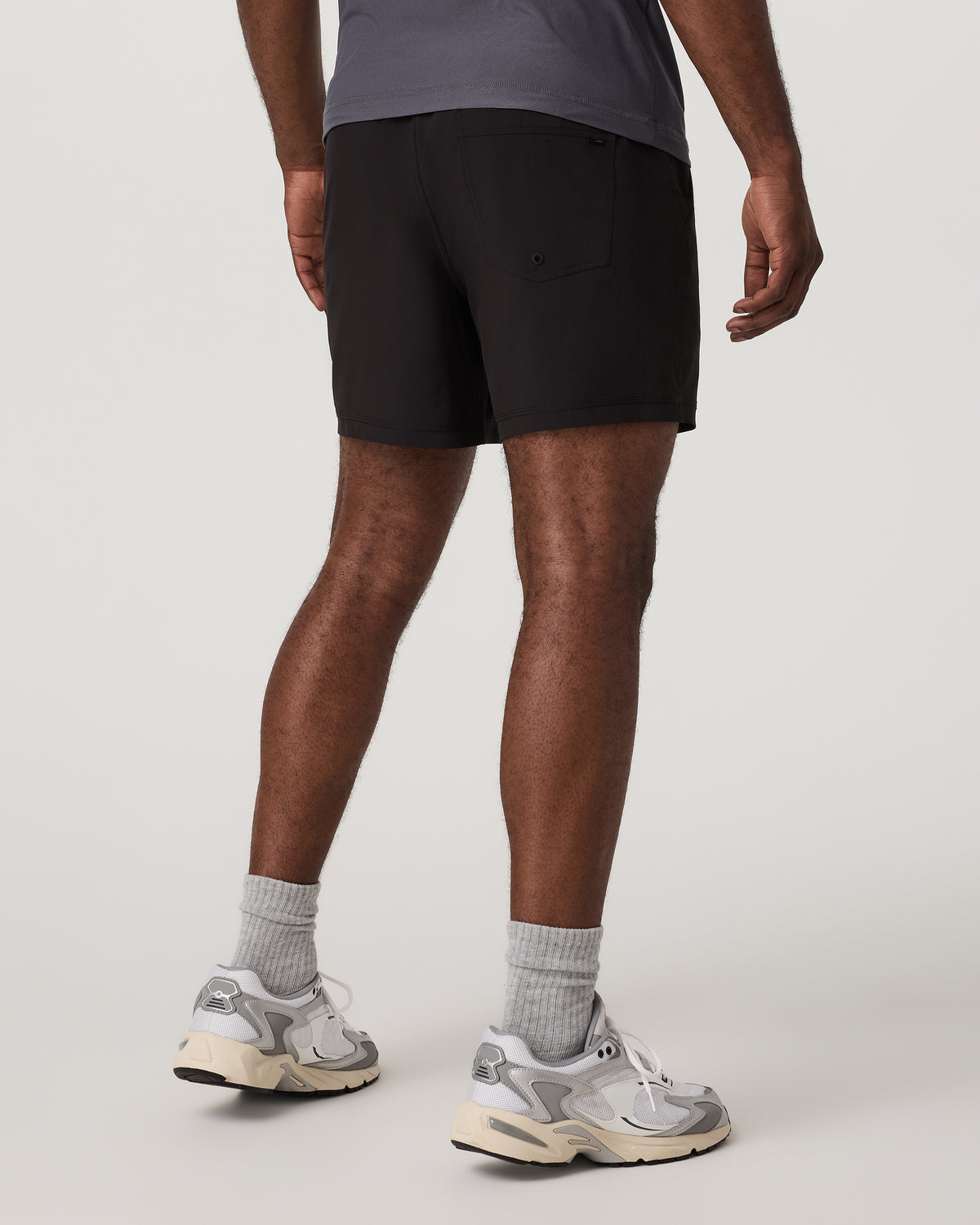 Kore Short Lined 5" Black Tonal Athletic Shorts - Vuori