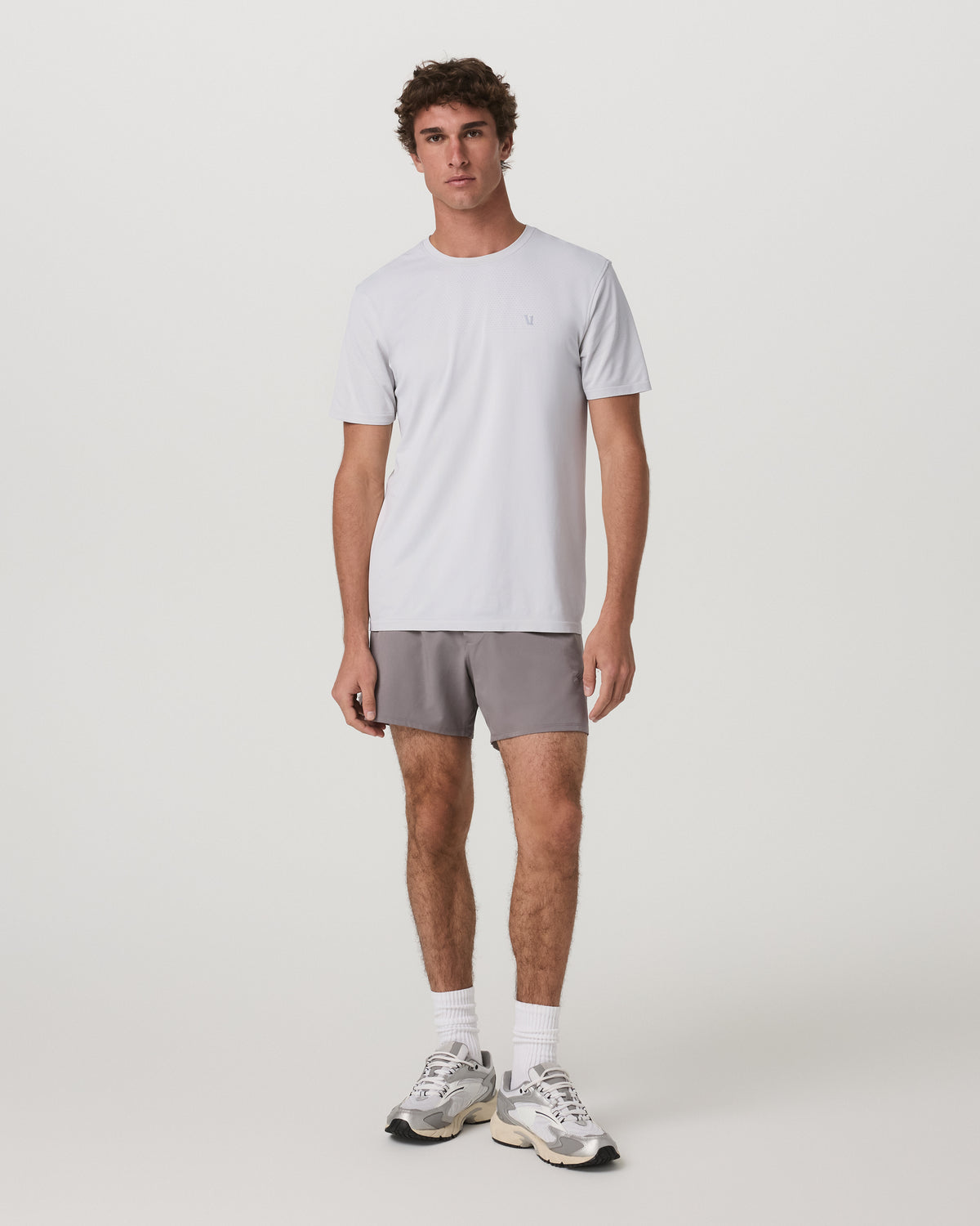 Qualify Short Lined 5" Men's Smokey Grey Athletic Shorts - Vuori