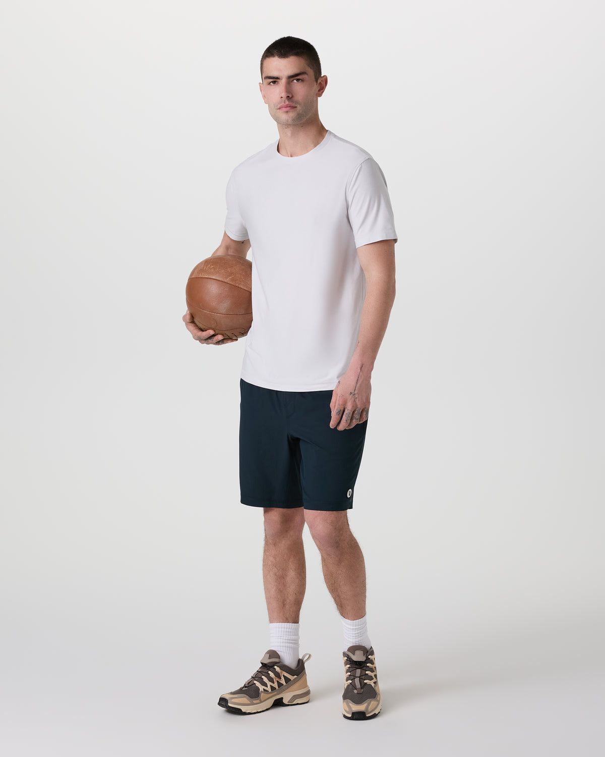 Kore Short Lined 9" Men's Ink Athletic Shorts - Vuori