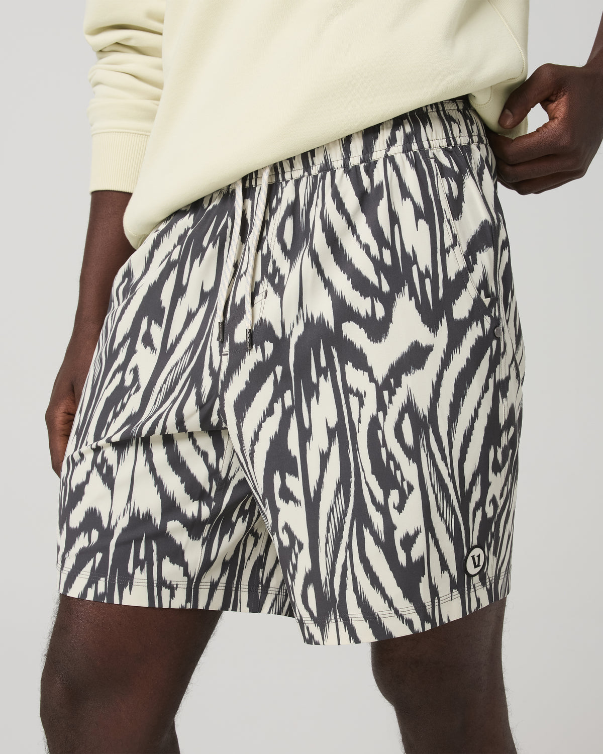Kore Short Unlined 7" Men's Sandalwood Mirage Shorts - Vuori