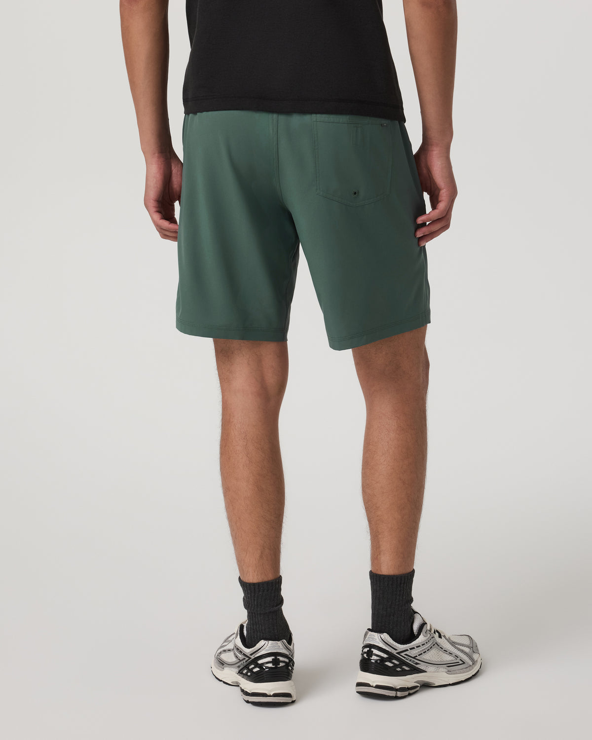 Kore Short Unlined 9" Men's Agate Green Tonal Shorts - Vuori