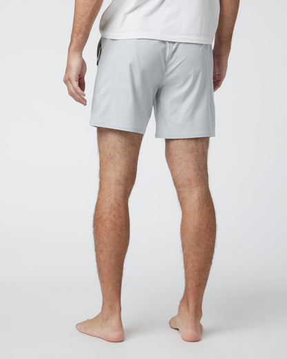 Maverick Volley Short Men's Sky Grey Hybrid Shorts - Vuori