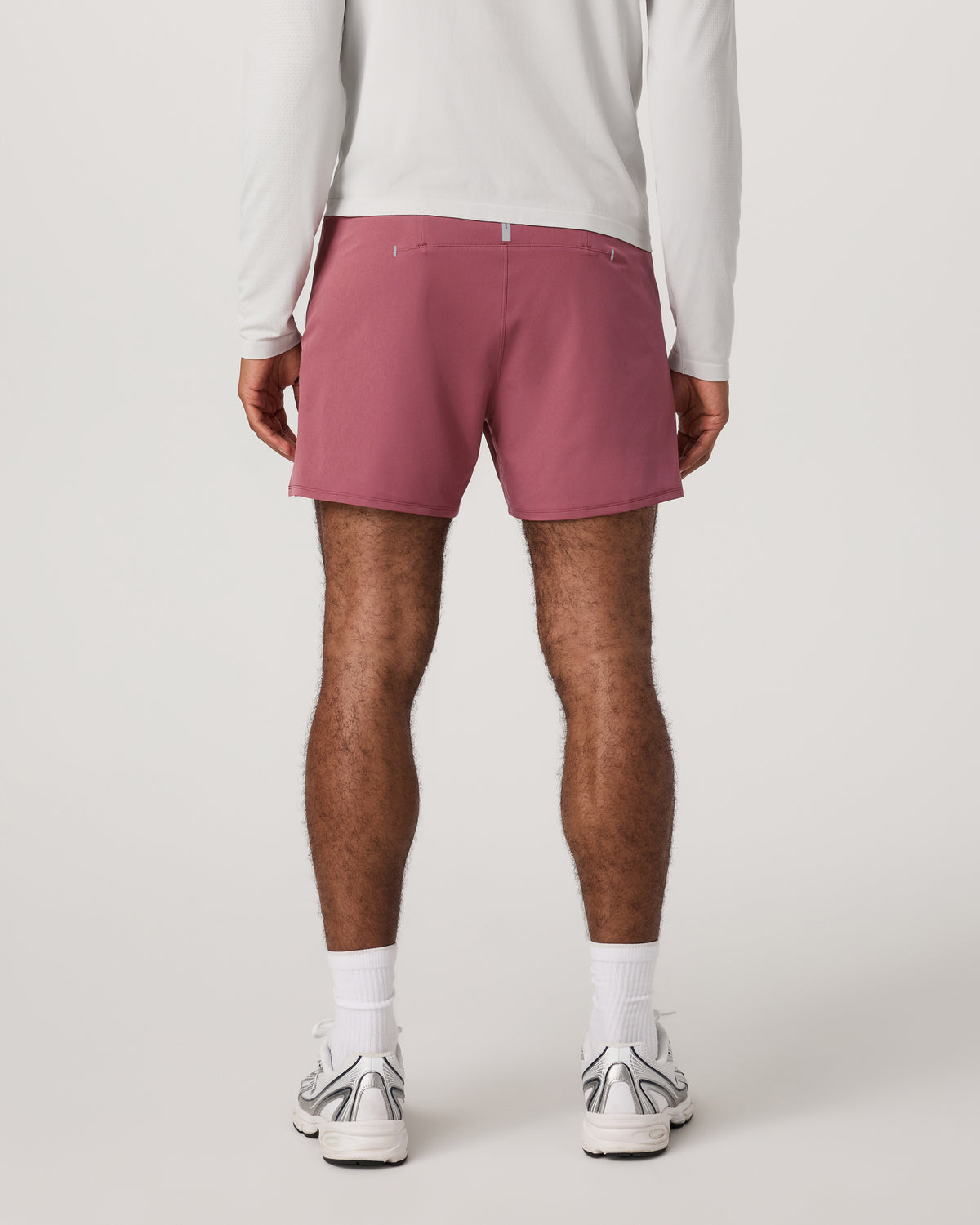 Qualify Short Lined 5" Men's Berry Performance Shorts - Vuori