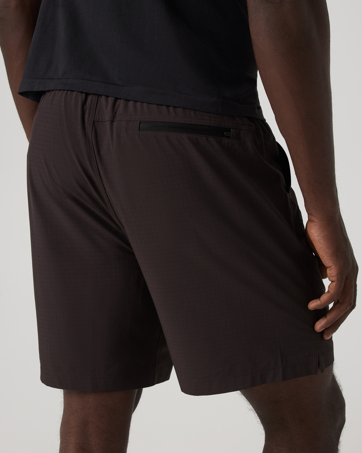 HardKore Short Lined 7" Men's Carbon Performance Shorts - Vuori