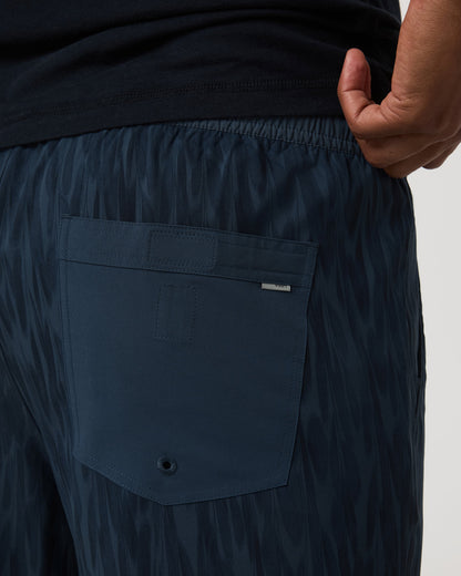 Kore Short Lined 7" Men's Shorts in Blue Sea Pampas - Vuori