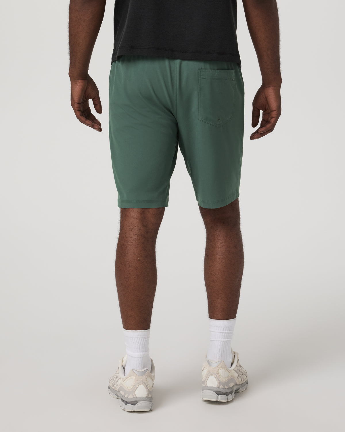 Kore Short Lined 9" Men's Agate Green Tonal Shorts - Vuori