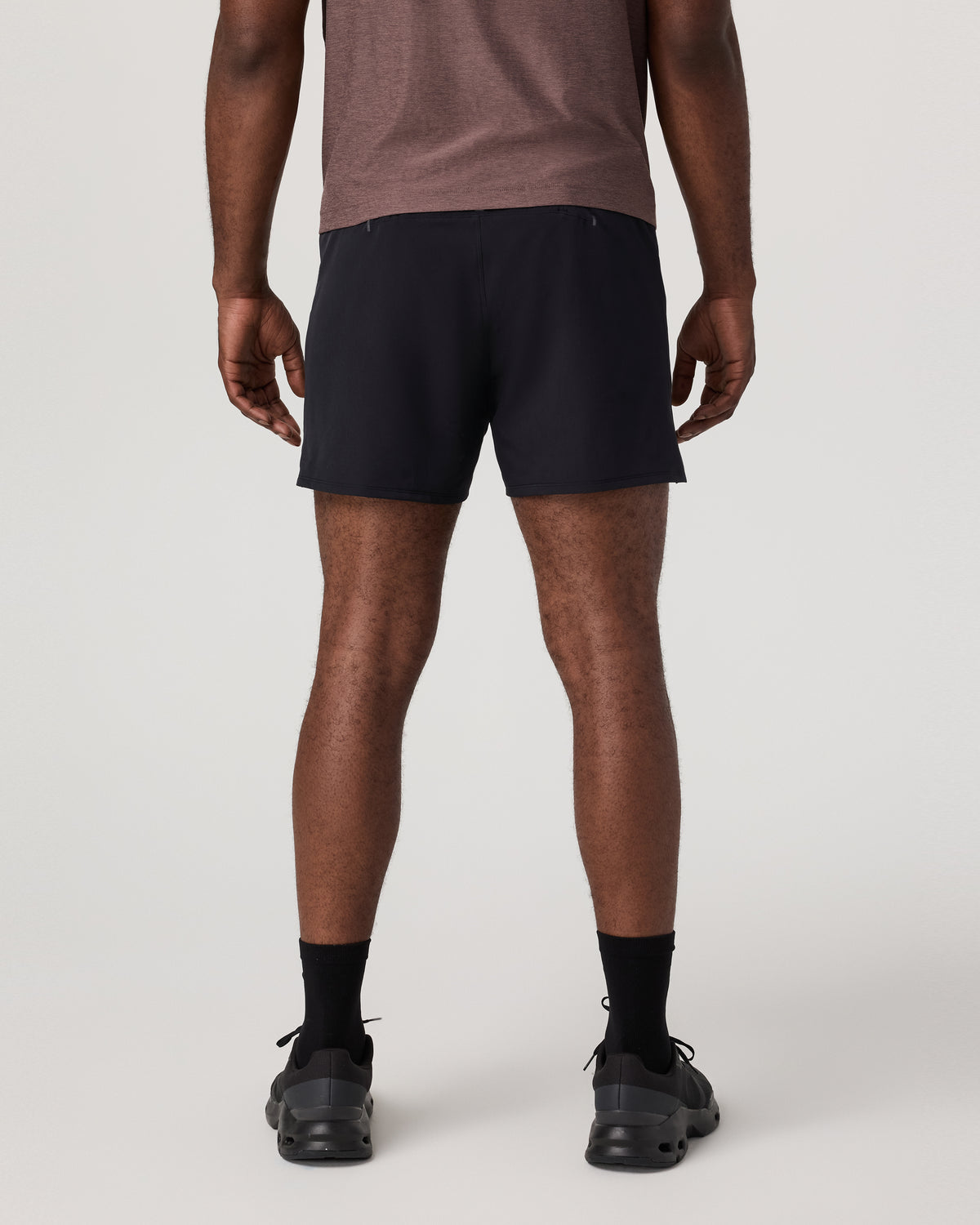 Qualify Short Lined 5" Men's Black Performance Shorts - Vuori
