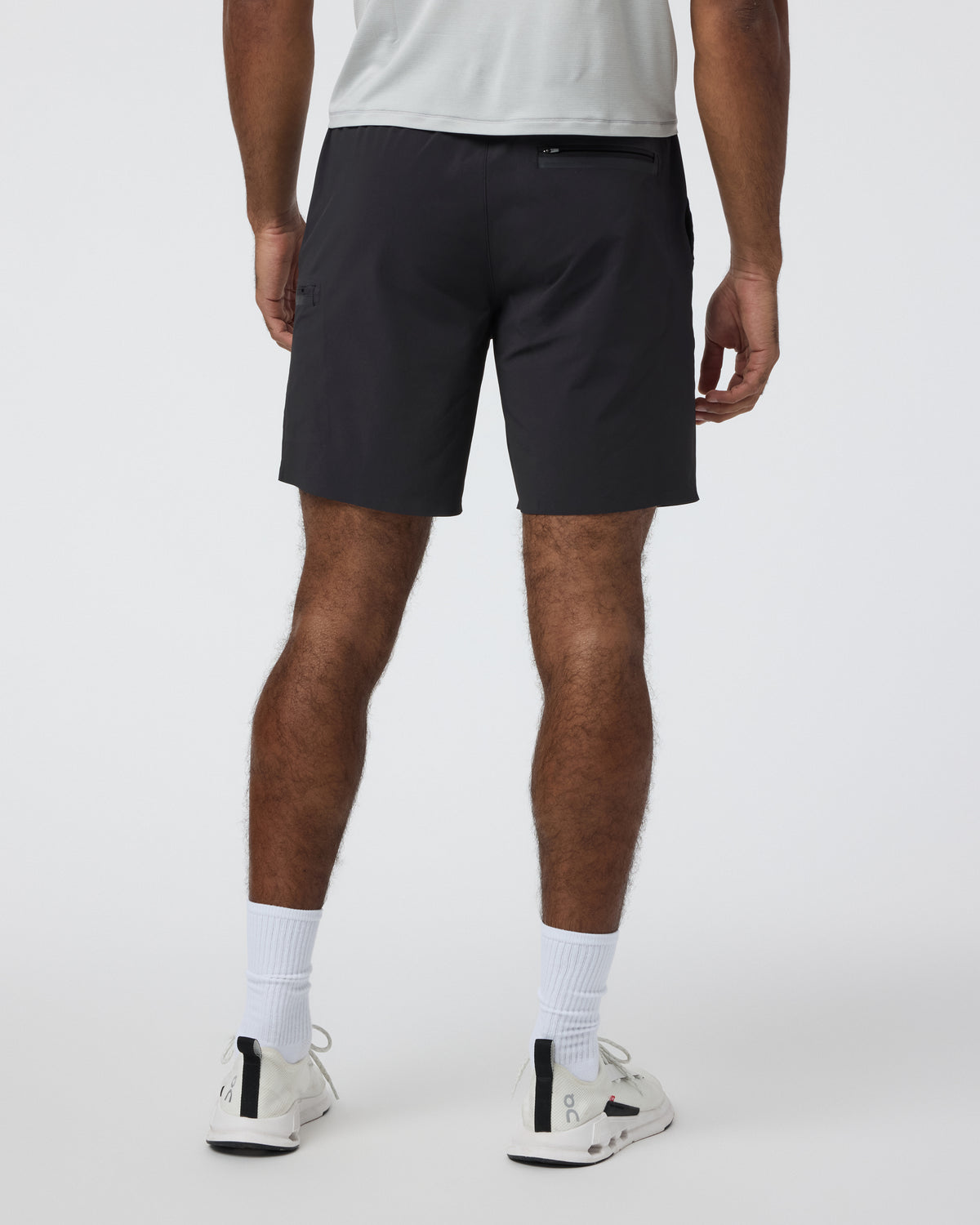 Grafton Short Unlined Classic Fit 7" Black - Vuori