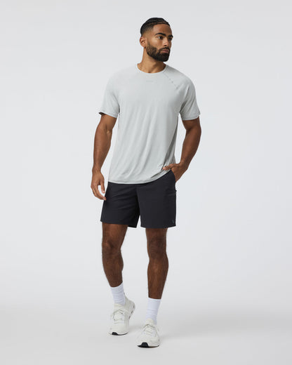 Grafton Short Unlined Classic Fit 7" Black - Vuori