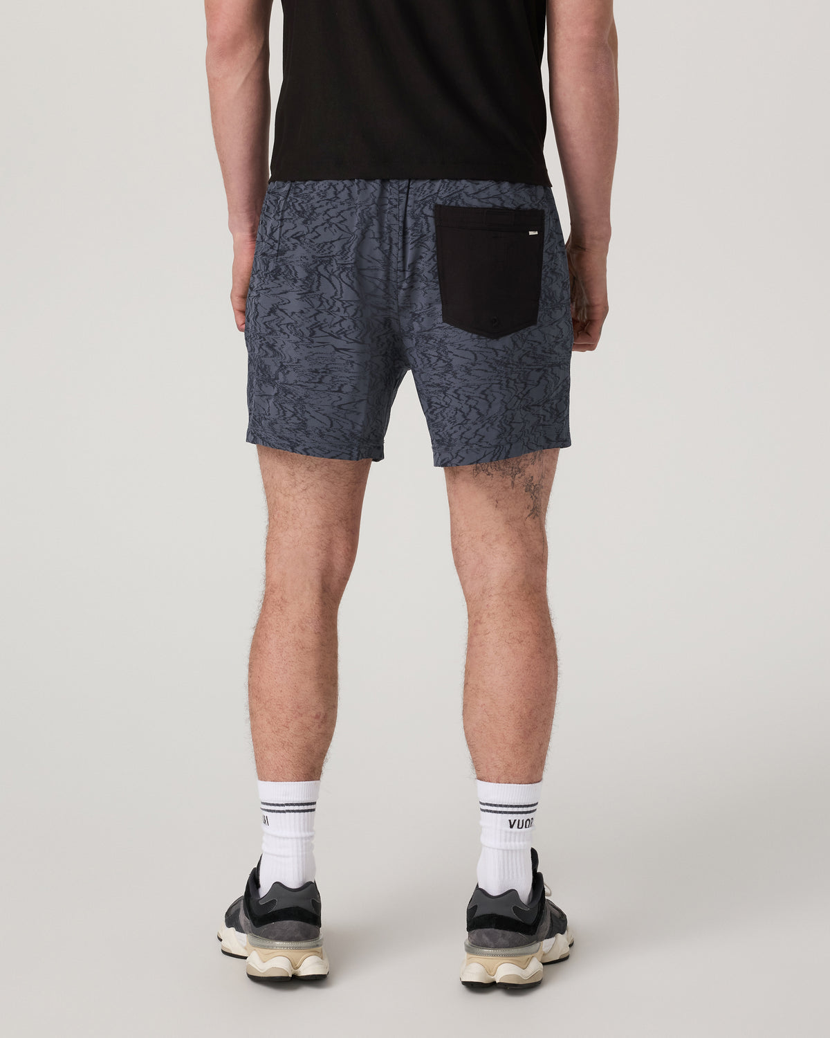 Kore Short Lined 5" Men's Moonlight Sand Shorts - Vuori