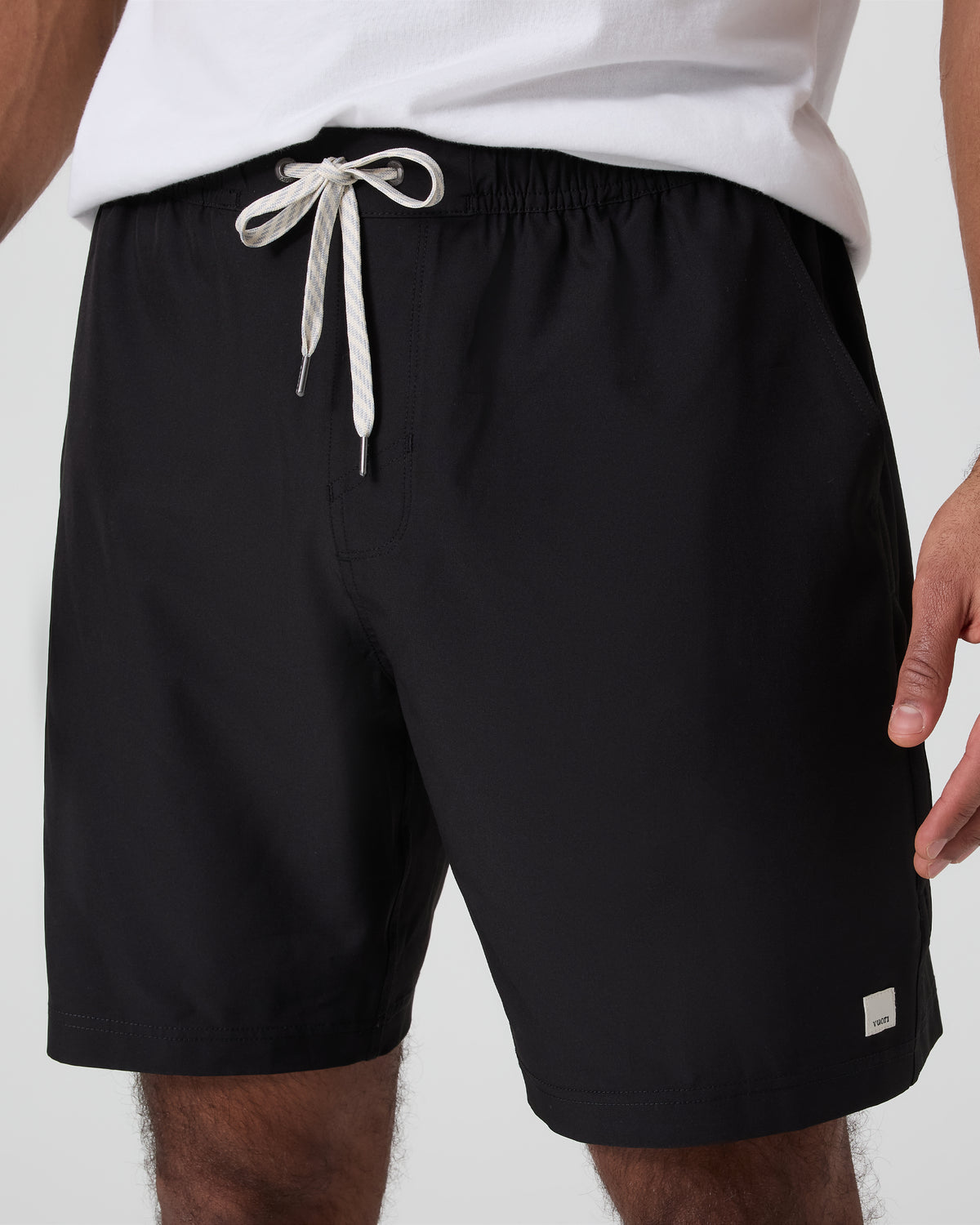 Banks Session Short 7" Black - Vuori