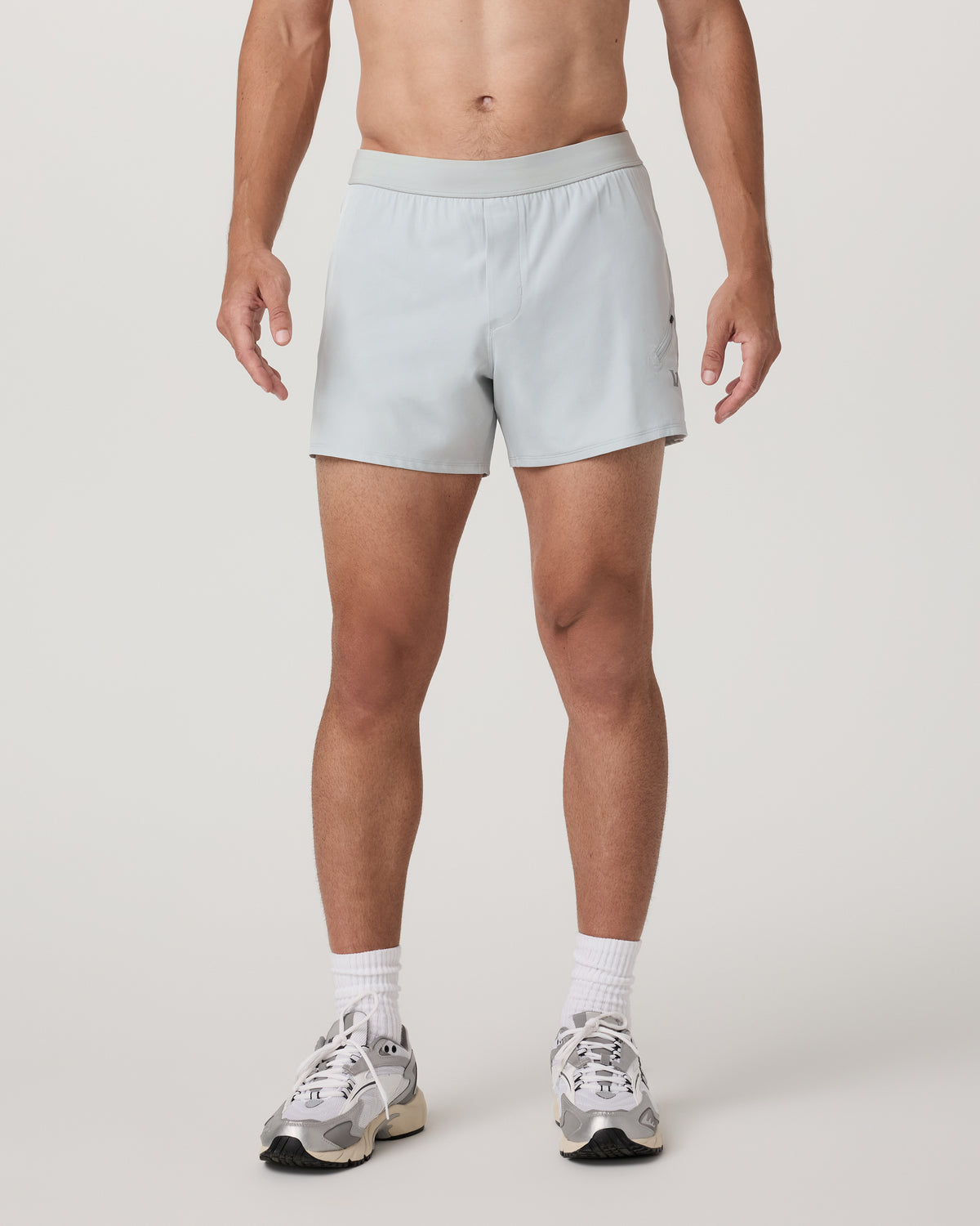 Qualify Short Lined 5" Men's Sky Grey Training Shorts - Vuori