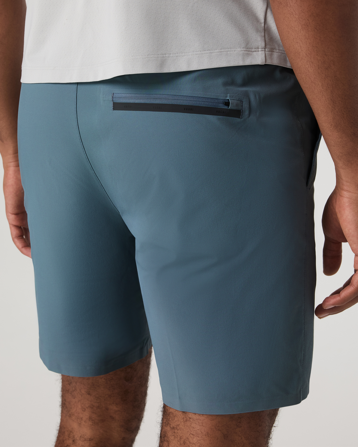 Grafton Short Unlined 7" Men's Training Shorts in Abyss - Vuori