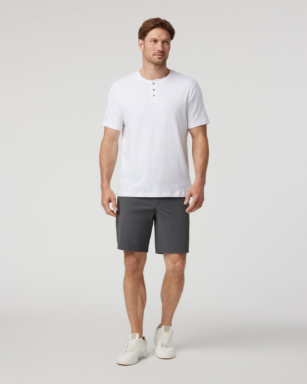 Fleet Chino Short 8" Men's Charcoal Shorts - Vuori