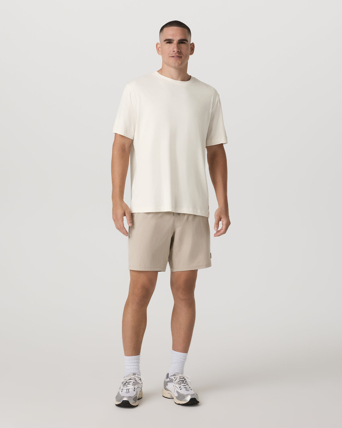 Kore Short Lined 7" Men's Toast Athletic Fit Shorts - Vuori
