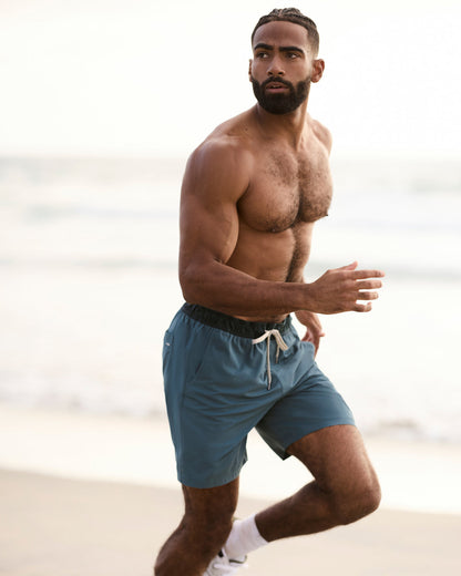 Kore Short Lined 7" Men's Light Deep Sea Athletic Shorts - Vuori
