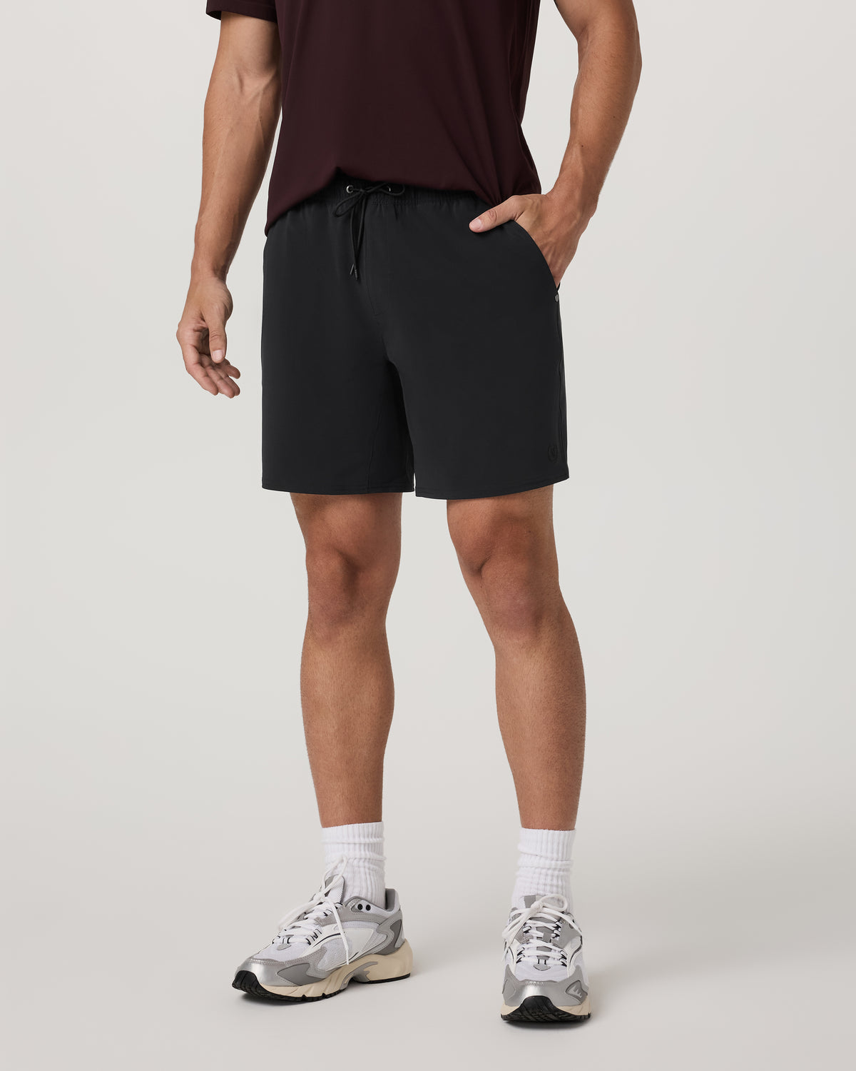 Elevate Kore Short Unlined 7" Men's Black Shorts - Vuori