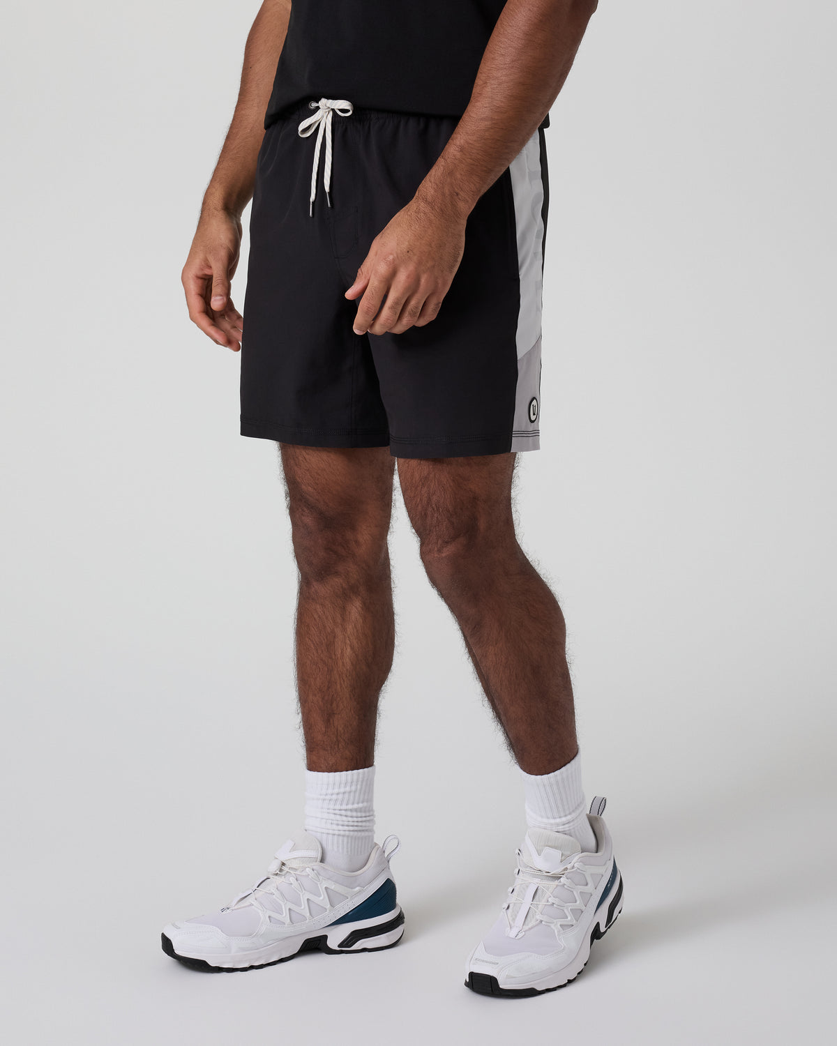 Kore Short X2 Lined Classic Fit 7" Black/Salt/Amethyst Grey - Vuori