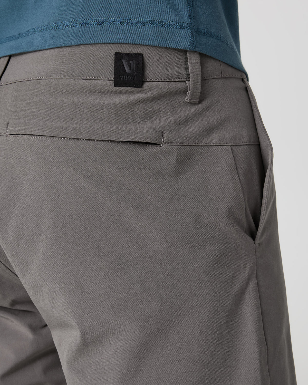 Aim Short Men's Warm Grey Tailored Shorts - Vuori