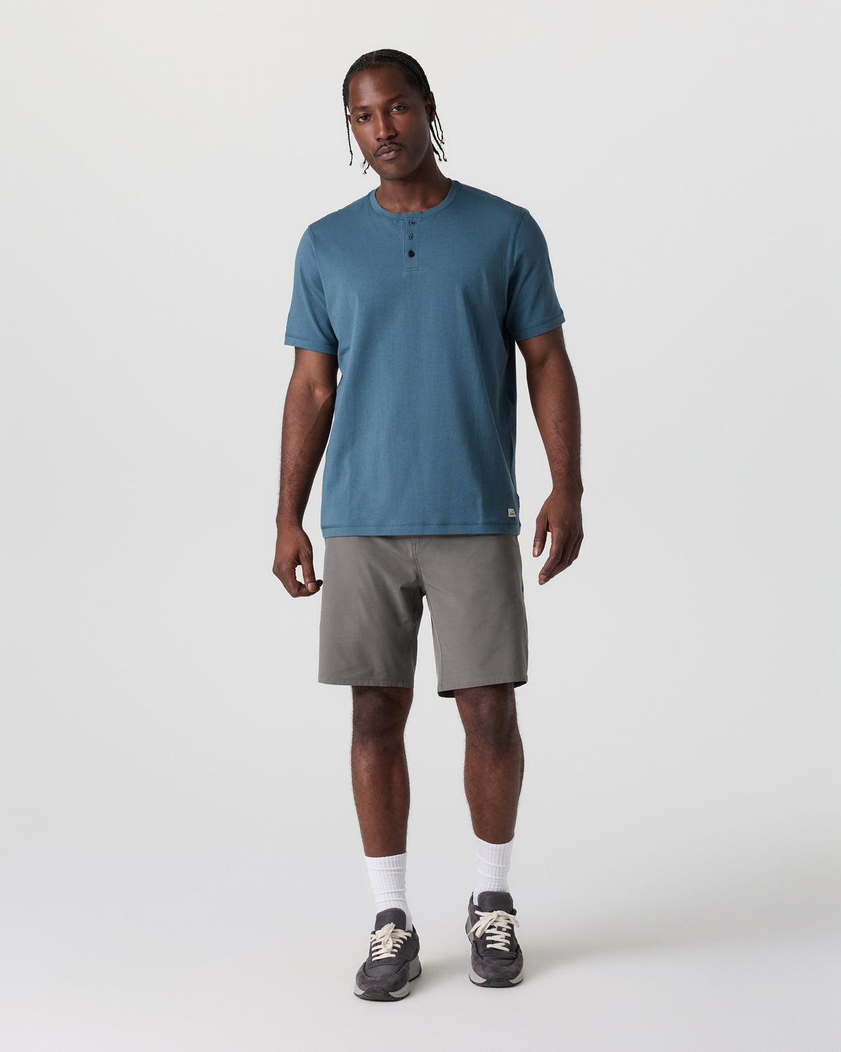 Aim Short Men's Warm Grey Tailored Shorts - Vuori