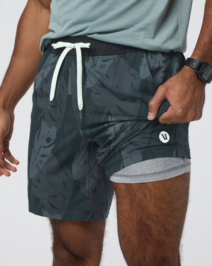 Kore Short Lined 7" Men's Black Leaves Athletic Shorts - Vuori