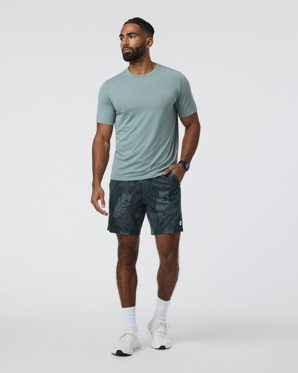 Kore Short Lined 7" Men's Black Leaves Athletic Shorts - Vuori