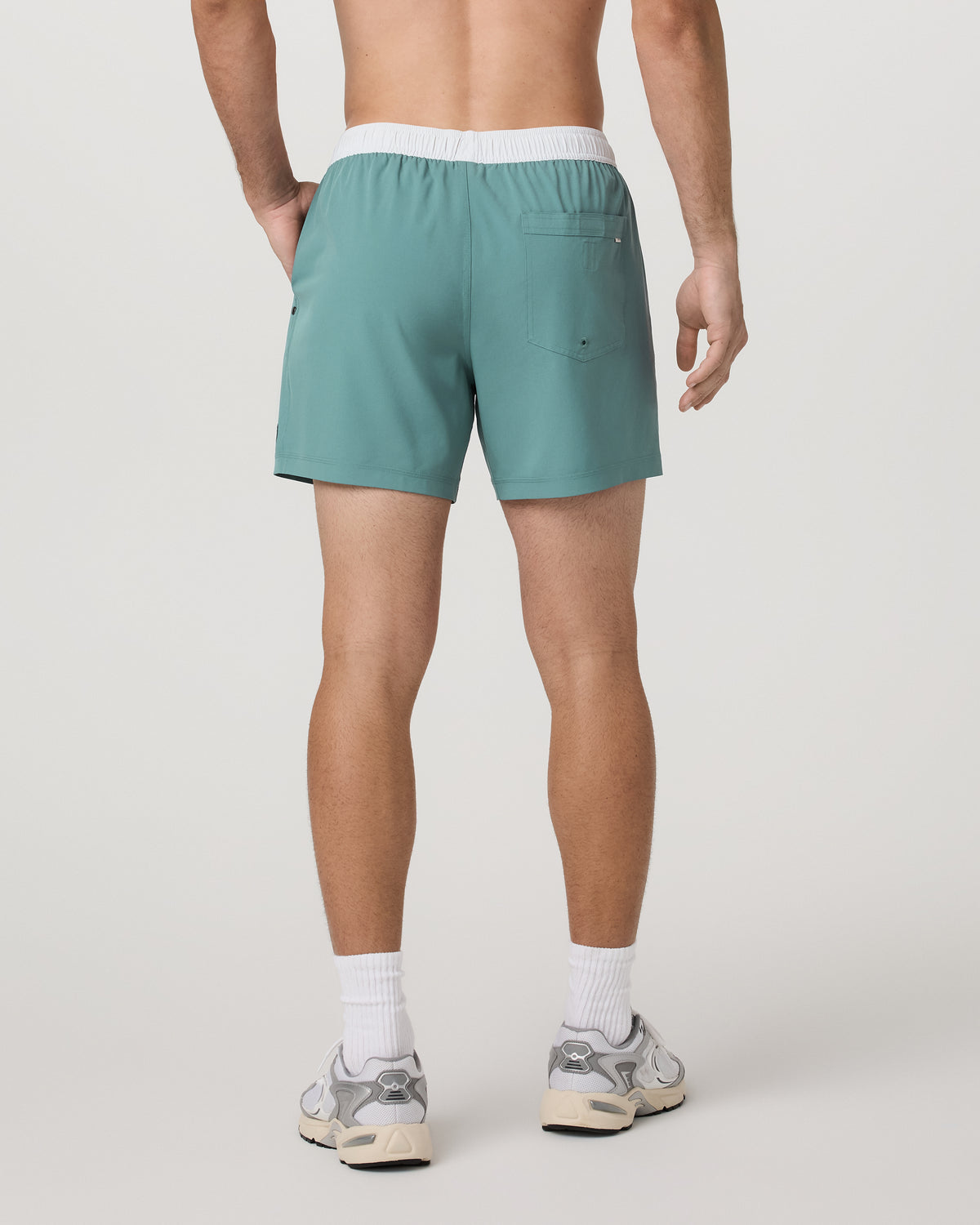 Kore Short Lined 5" Men's Bluegrass Shorts - Vuori