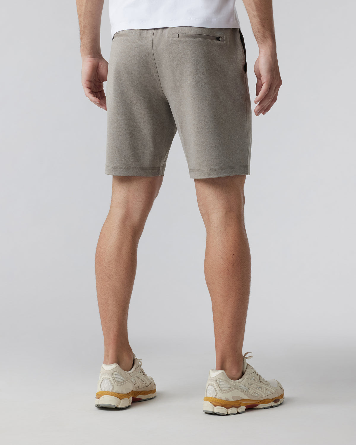 Sunday Performance Short 8.5" Mocha Heather - Vuori