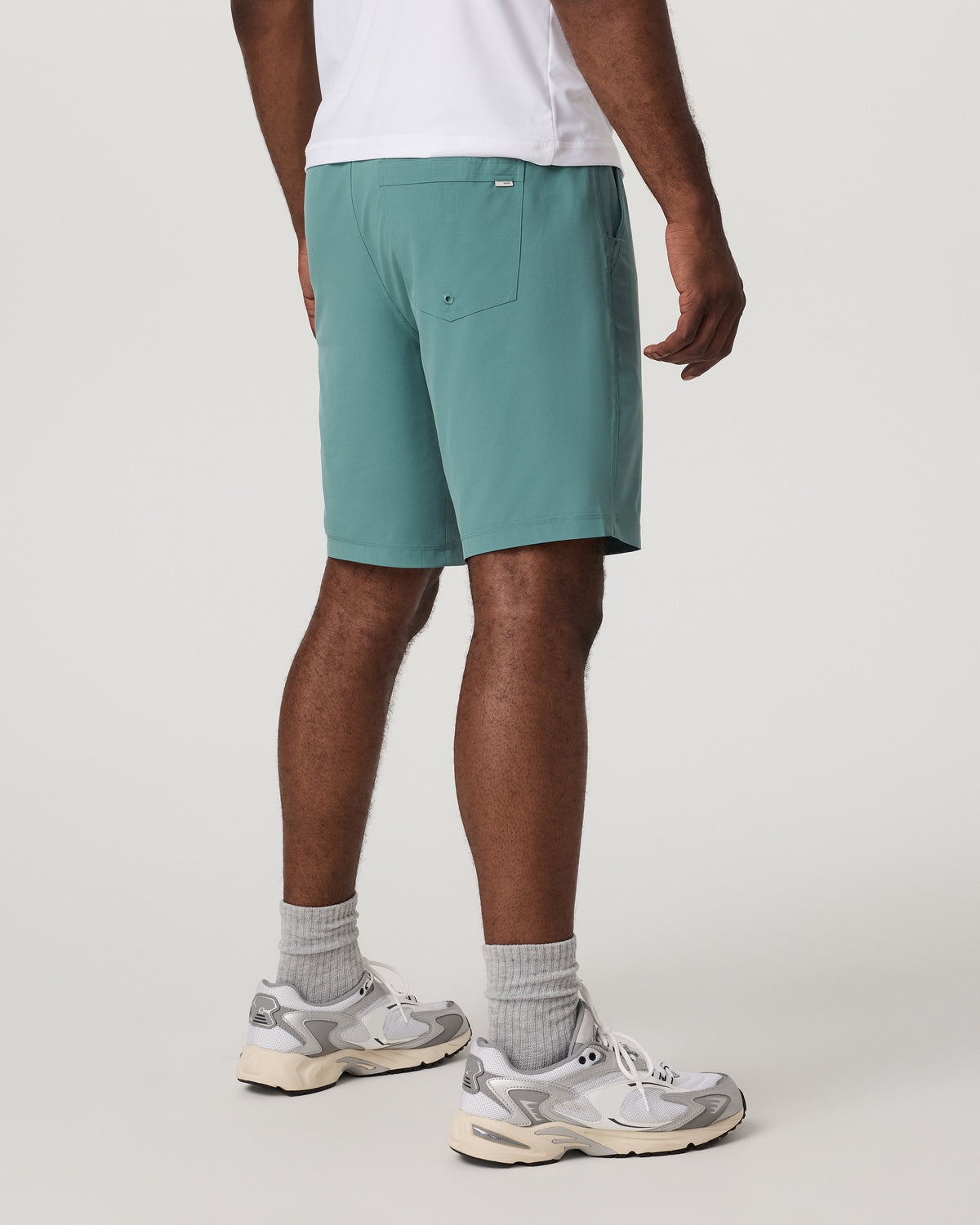 Kore Short Lined 9" Men's Bluegrass Athletic Fit Shorts - Vuori