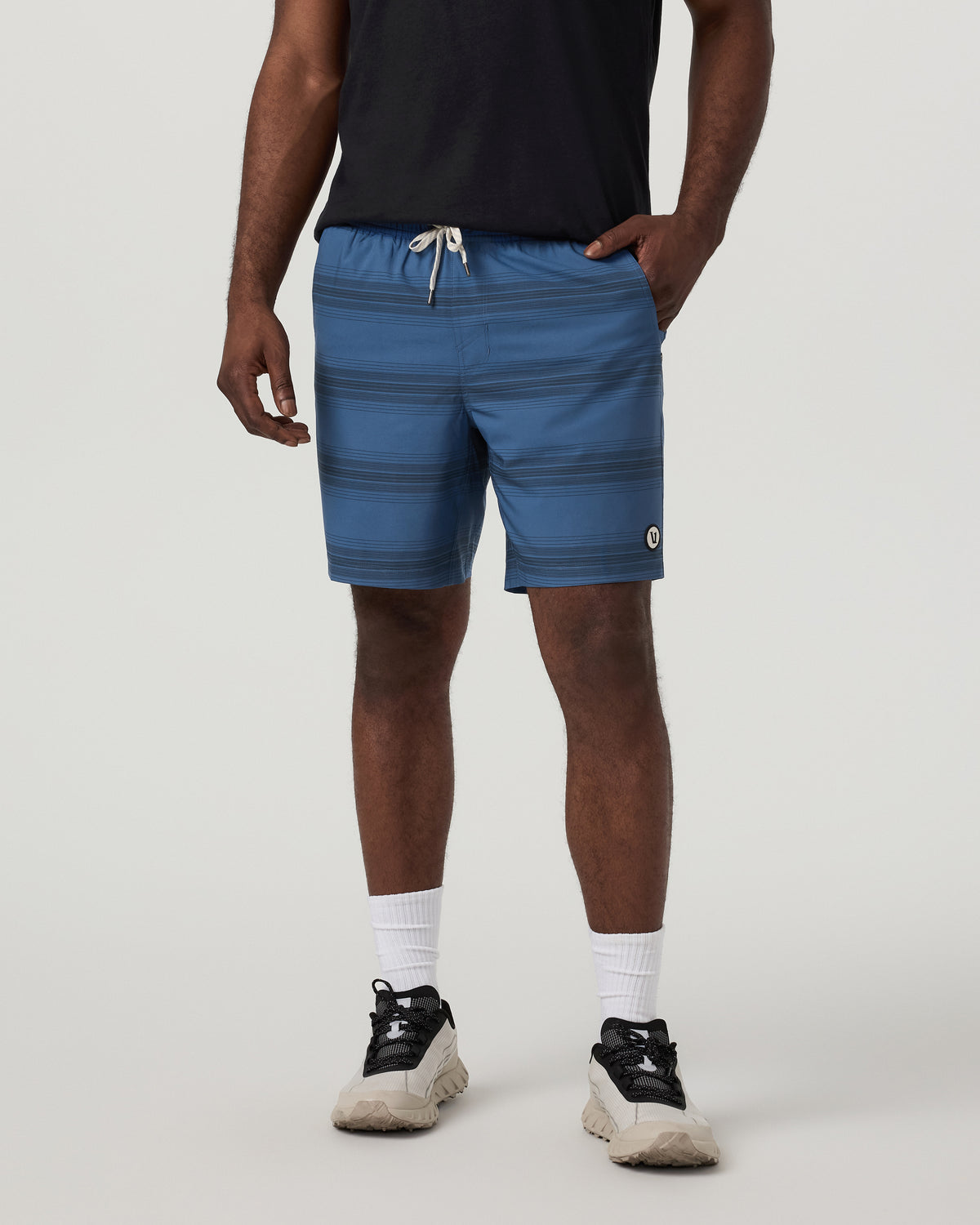 Kore Short Lined 7" Sea Gradient Stripe Athletic Shorts - Vuori