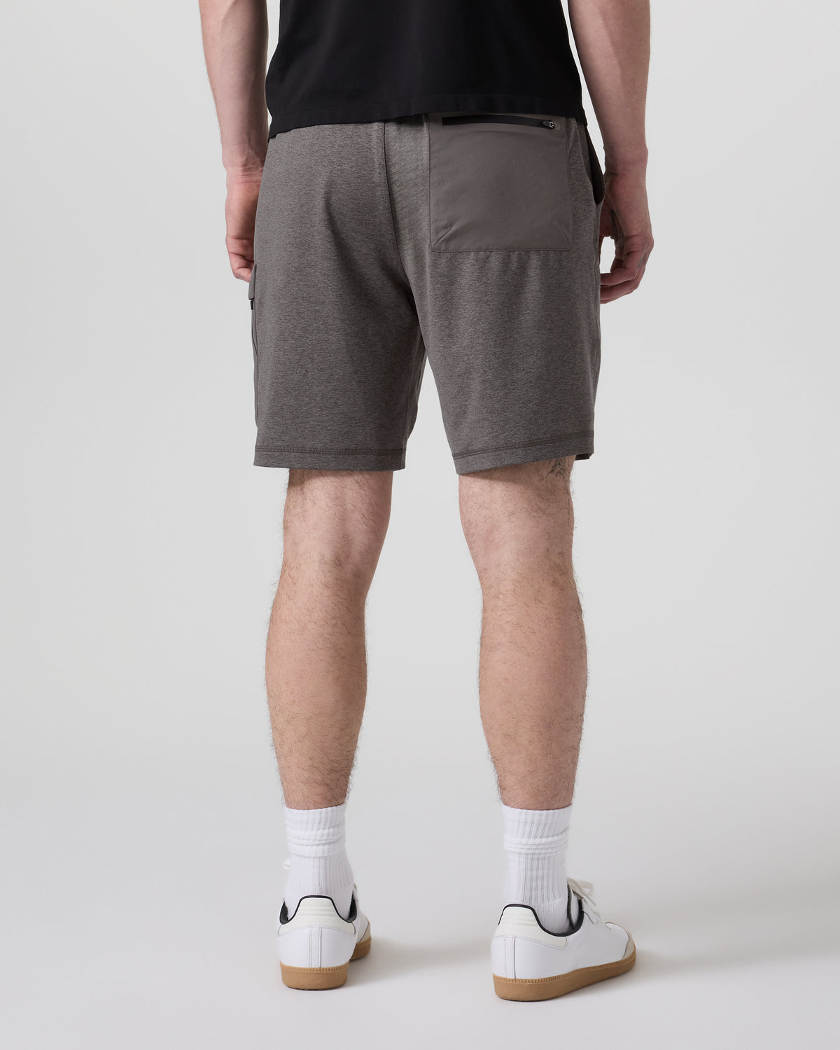 Sunday Performance Utility Short Classic Fit 8" Warm Grey Heather - Vuori