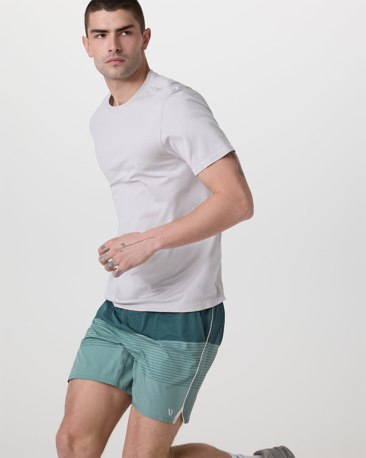 Trail Short 2.0 Light Deep Sea Stripe/Salt - Vuori