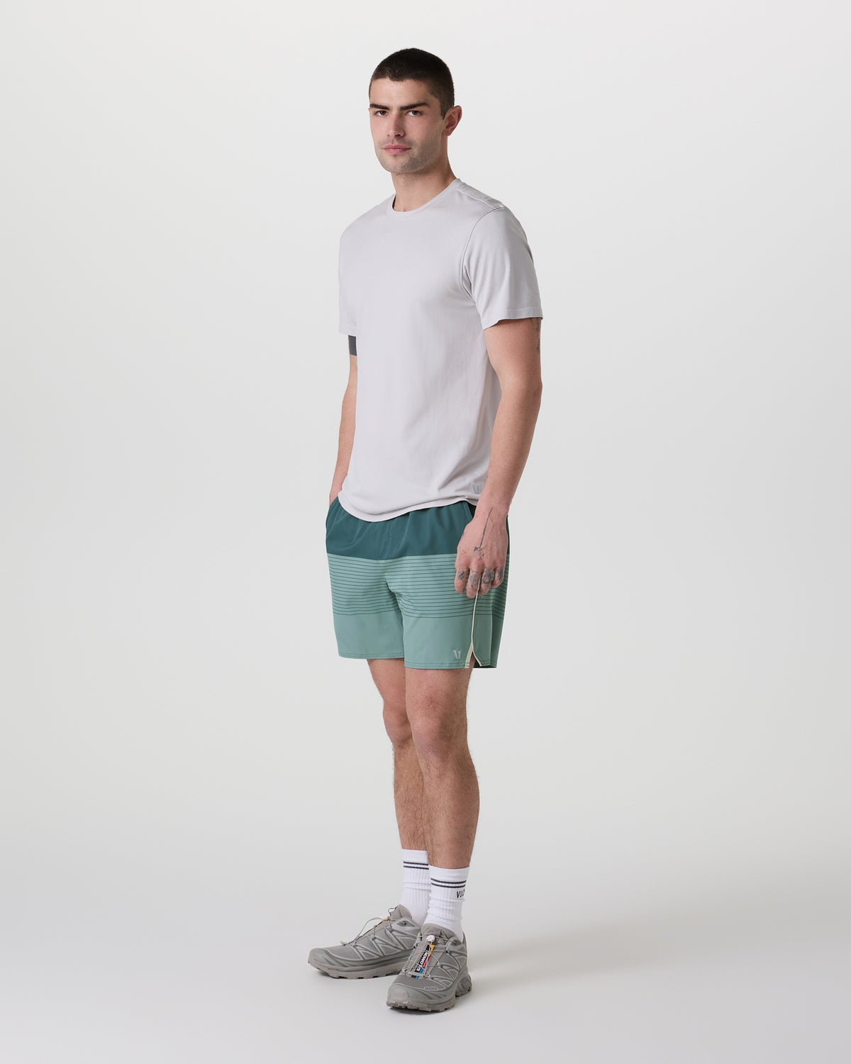 Trail Short 2.0 Light Deep Sea Stripe/Salt - Vuori