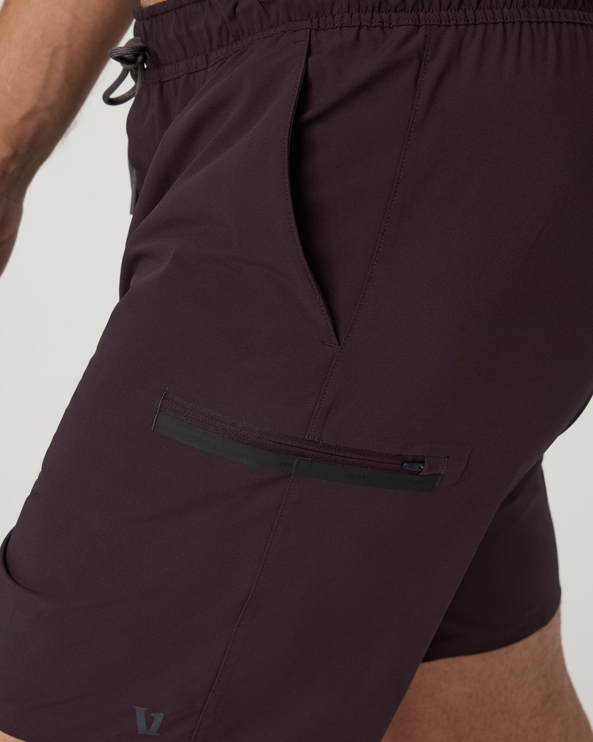 Grafton Short Lined 7" Men's Raisin Training Shorts - Vuori