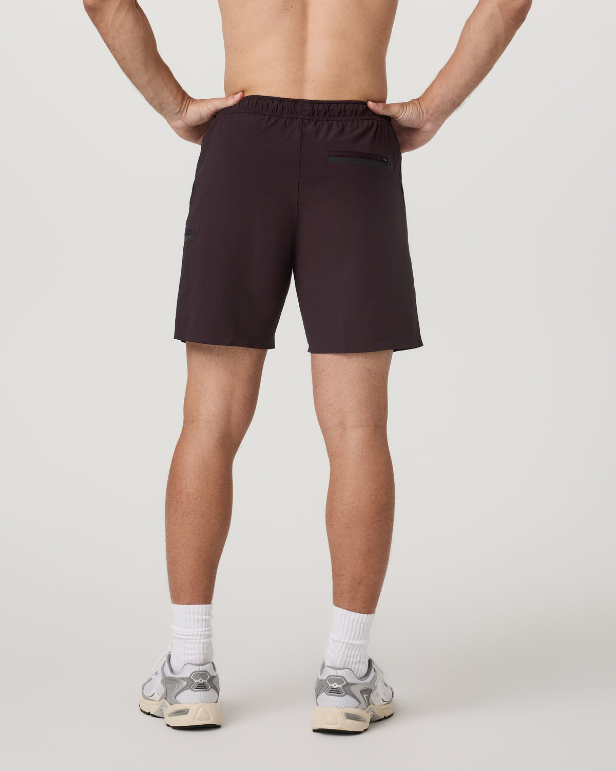 Grafton Short Lined 7" Men's Raisin Training Shorts - Vuori