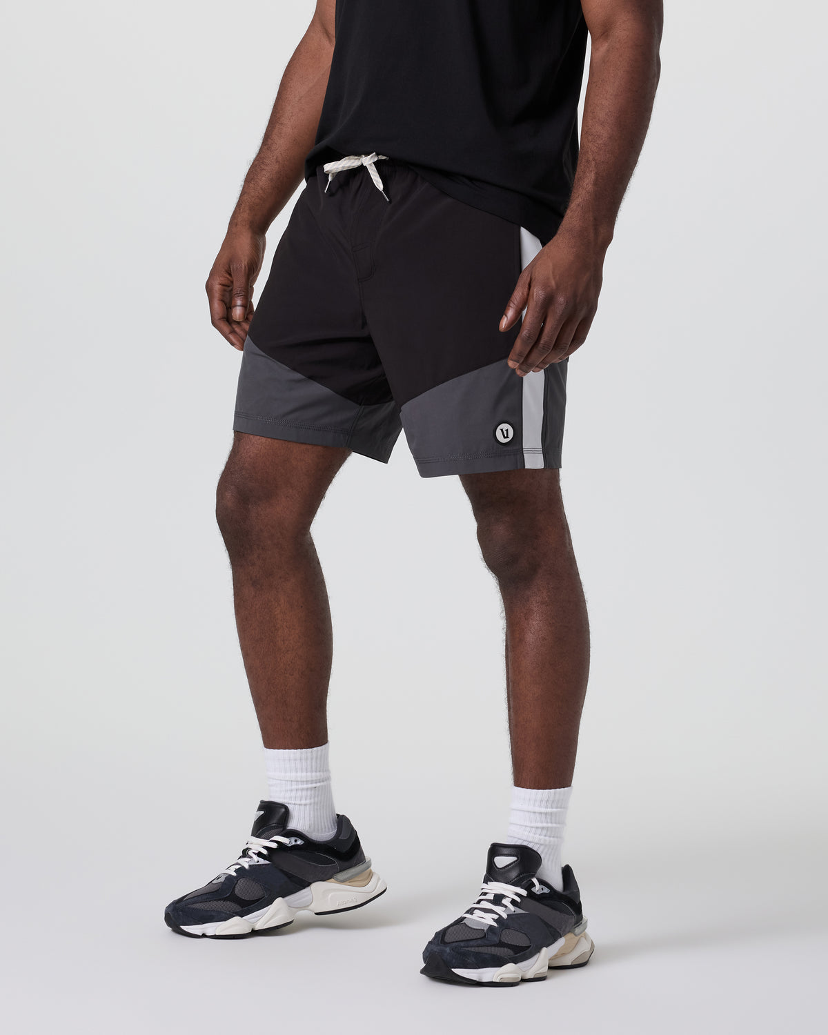 Kore Short X1 Lined Classic Fit 7" Black/Dark Pewter/Salt - Vuori