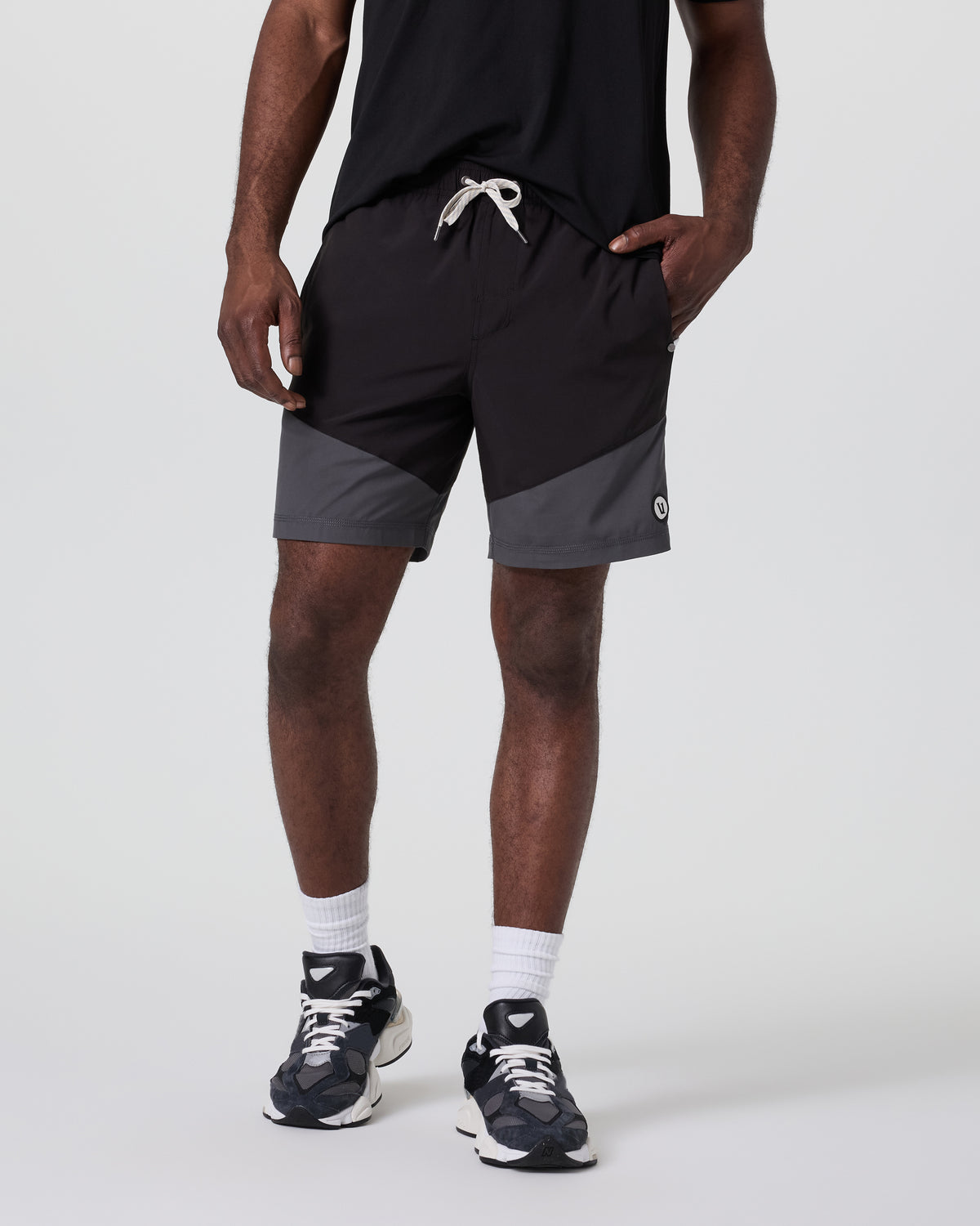 Kore Short X1 Lined Classic Fit 7" Black/Dark Pewter/Salt - Vuori